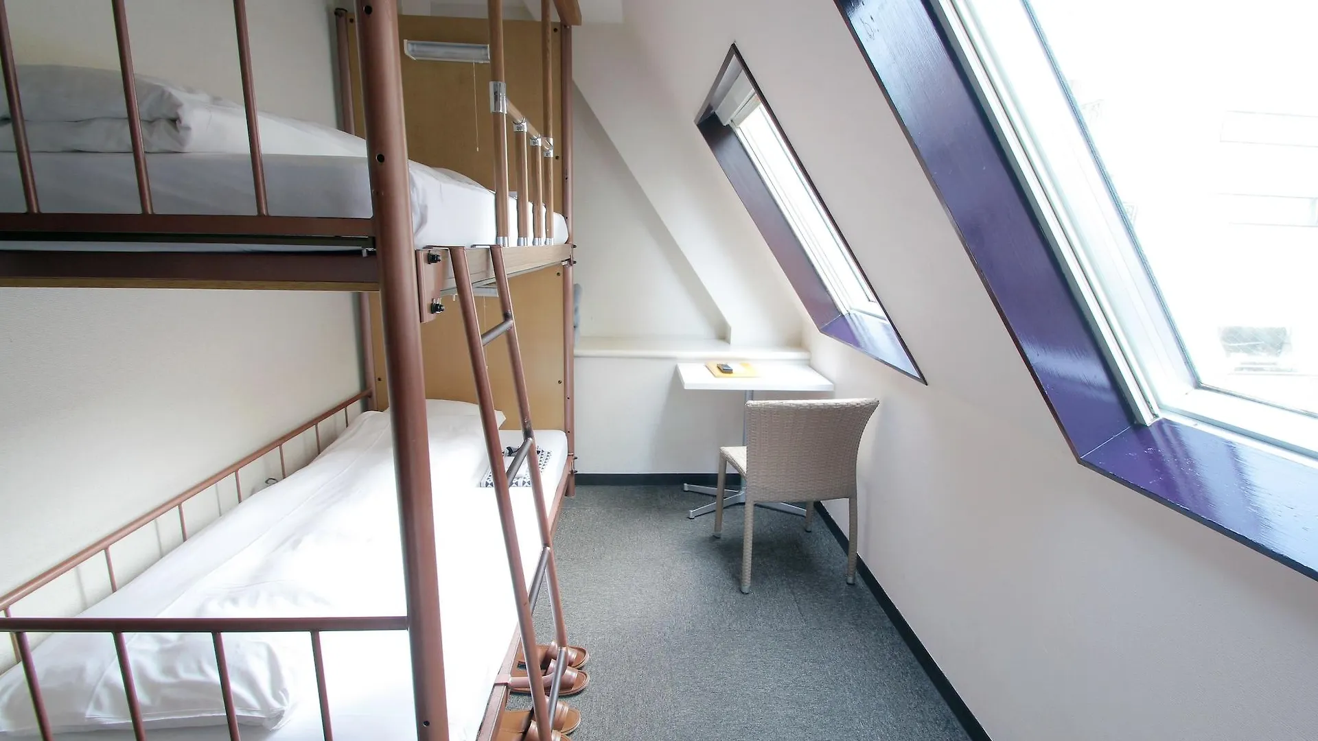 Hostal Sakura Hotel Jimbocho Tokio Japón