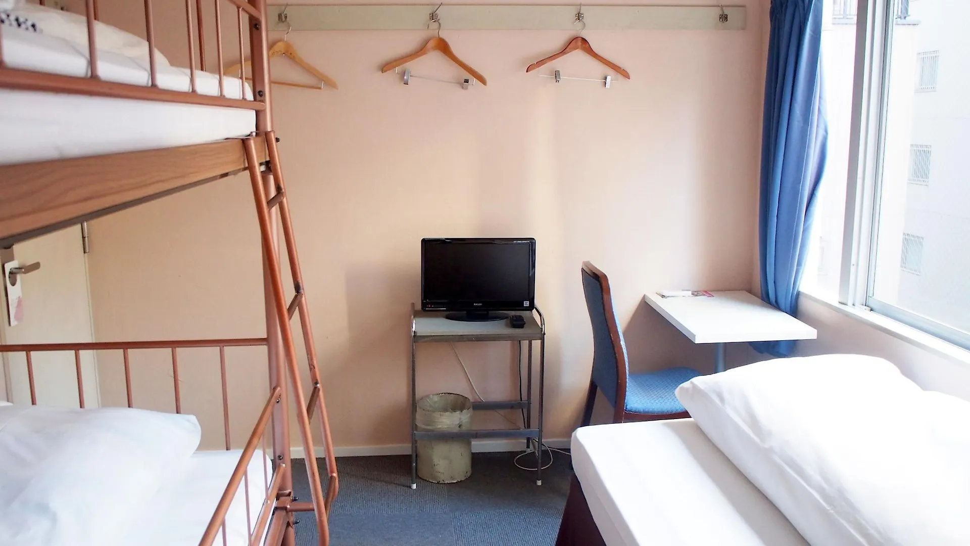 Sakura Hotel Jimbocho Tokio Hostal