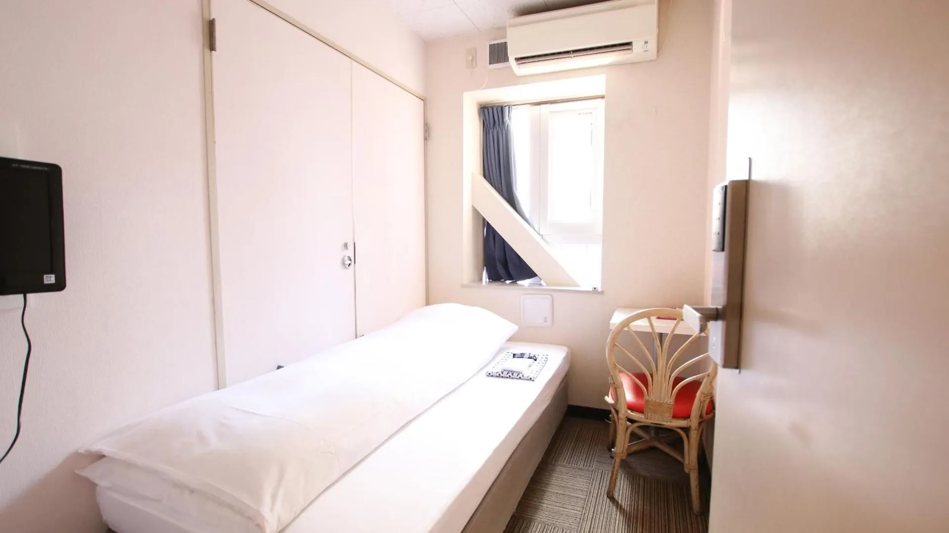 Sakura Hotel Jimbocho Tokio 0*,