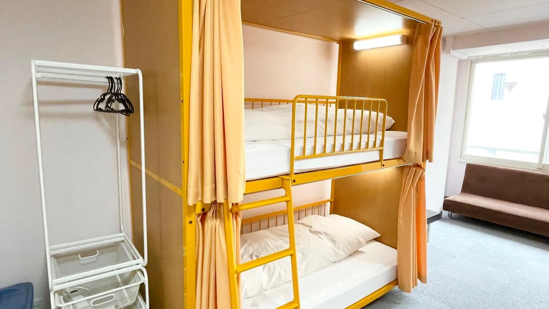 Хостел Sakura Hotel Jimbocho Токио Япония